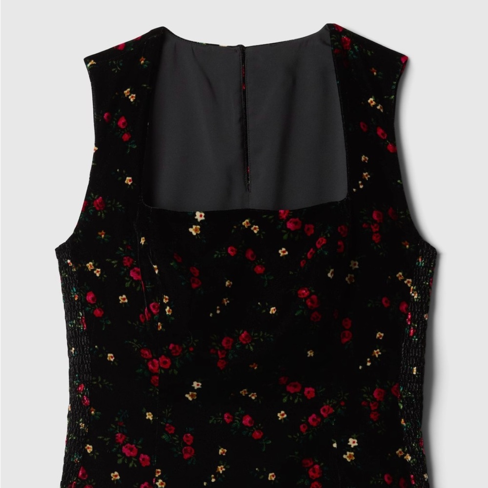 NWT Gap velvet square neck top